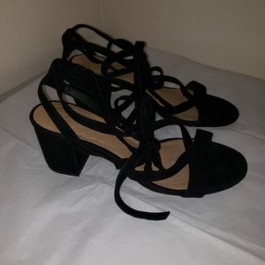 Alex + Alex Suede Tie-Up Block Heel Sandals size 9